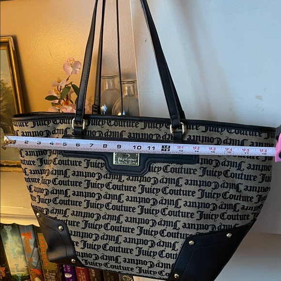 Juicy Couture Black/Beige Lg Tote Bag Gold Tone Hardware Black Faux Leather Trim - Picture 14 of 14